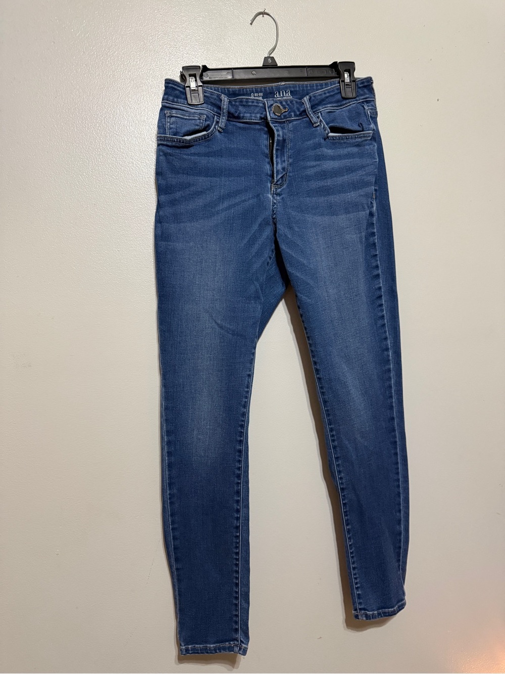 a.n.a Women's Medium Blue Skinny Jeans